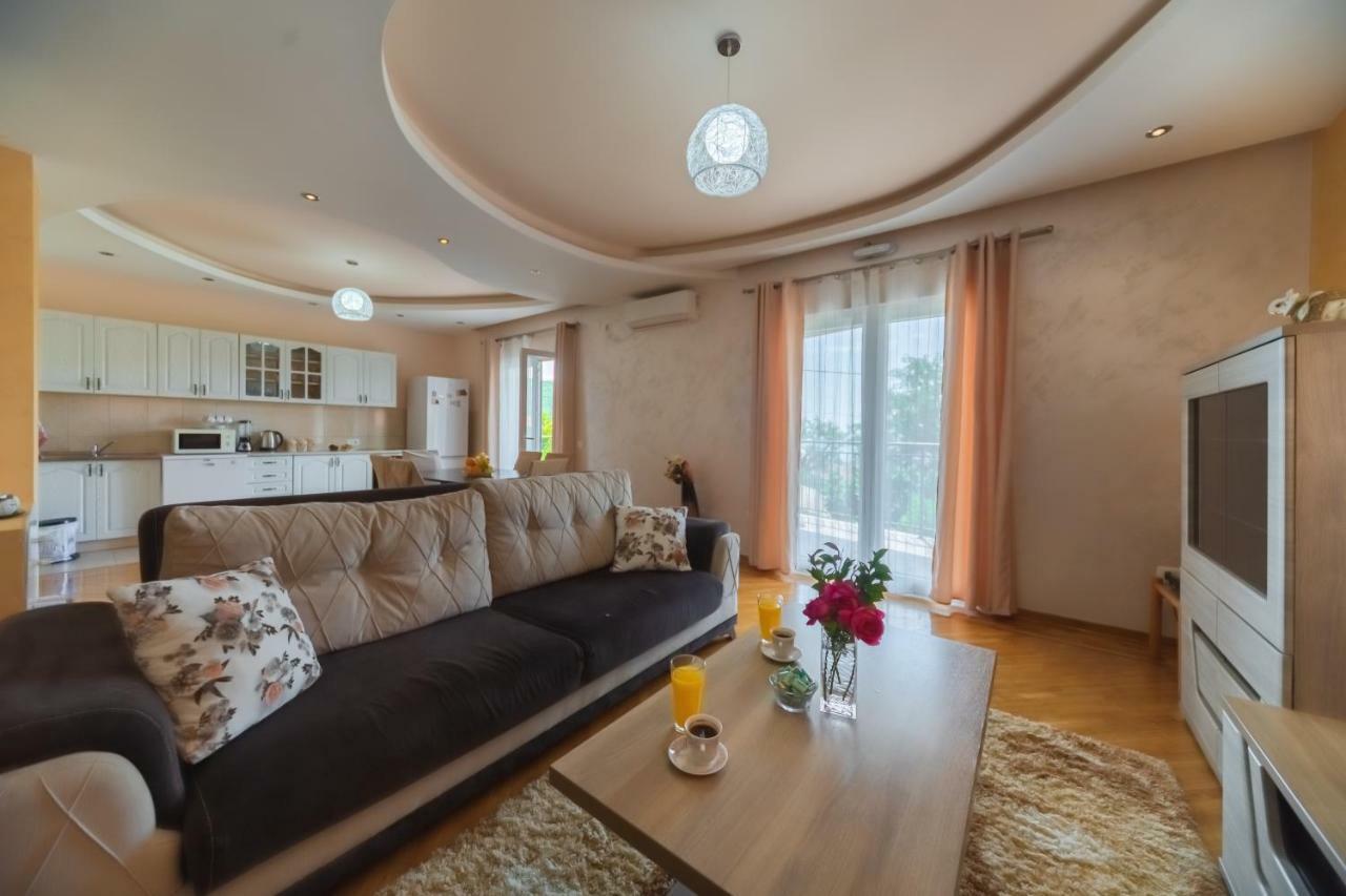 בודווה Villa Sunny Hill מראה חיצוני תמונה