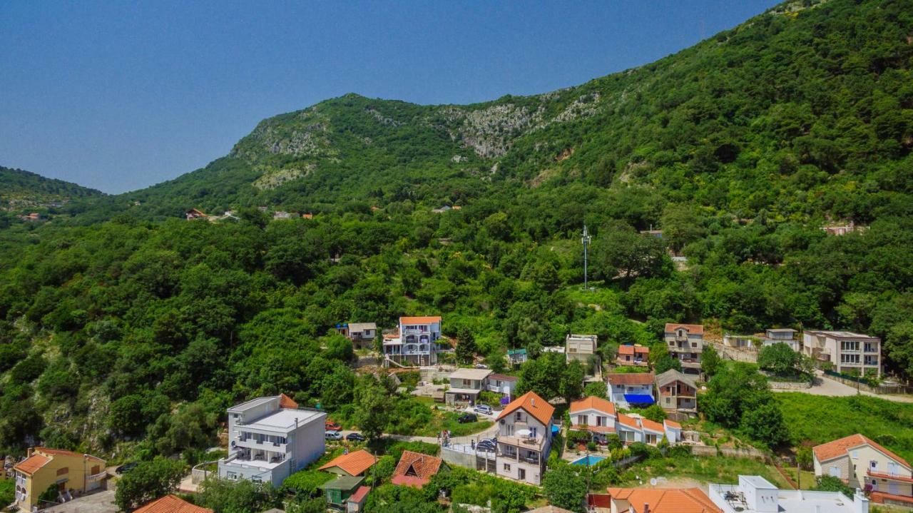 בודווה Villa Sunny Hill מראה חיצוני תמונה